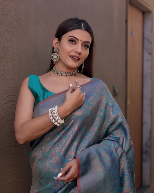 Rama_Green_Timeless_Kanchipuram_Sarees_A_Heritage_of_Elegance_With_Blouse_Piece_Attached